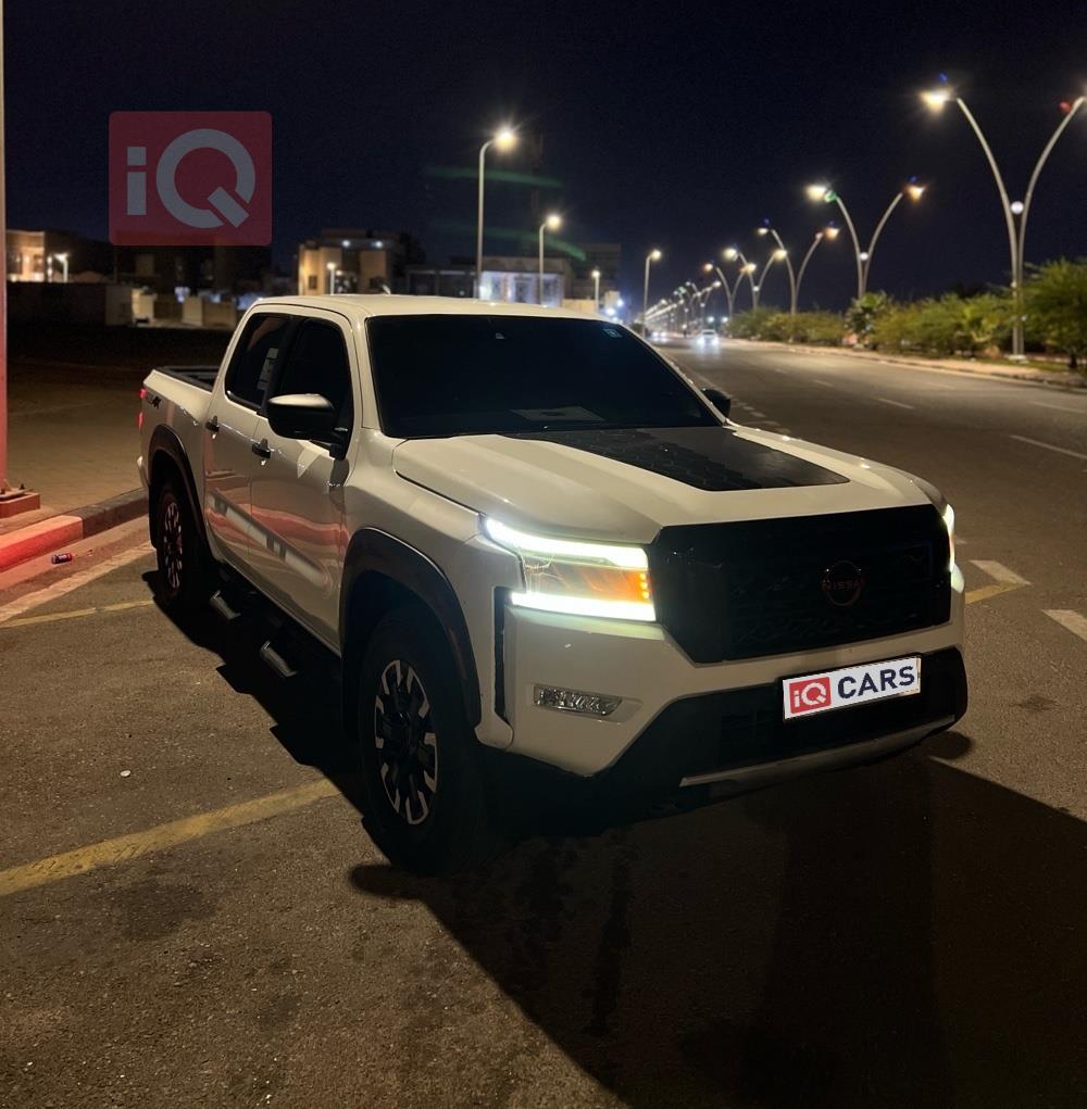 نيسان فرونتير